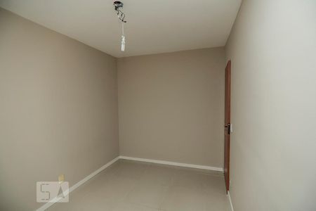 Quarto 1 de apartamento para alugar com 2 quartos, 51m² em Cascadura, Rio de Janeiro