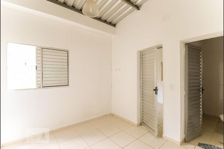Quarto de kitnet/studio para alugar com 1 quarto, 27m² em Penha de França, São Paulo