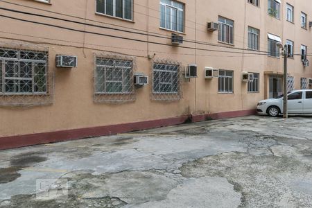 Apartamento à venda com 45m², 2 quartos e 1 vaga Apartamento à venda com 45m², 2 quartos e 1 vagaGaragem