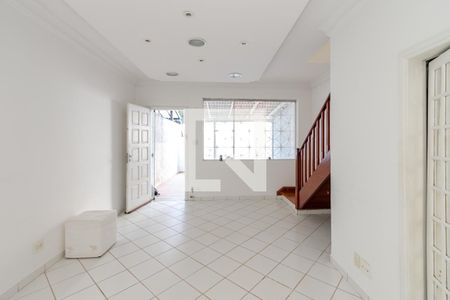 Sala de casa para alugar com 3 quartos, 160m² em Jardim das Acácias, São Paulo