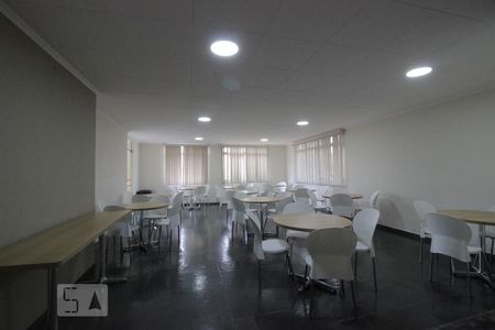 Apartamento à venda com 80m², 2 quartos e 2 vagasÁrea comum - Salão de festas