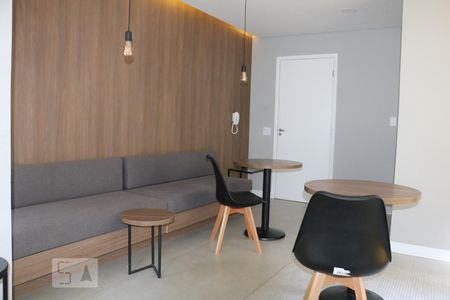 Studio para alugar com 30m², 1 quarto e sem vagaÁrea comum - Salão de festas