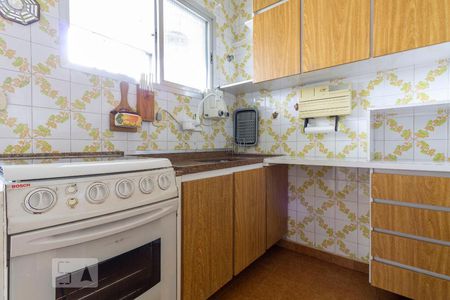 Apartamento à venda com 75m², 2 quartos e 2 vagas Apartamento à venda com 75m², 2 quartos e 2 vagasCozinha
