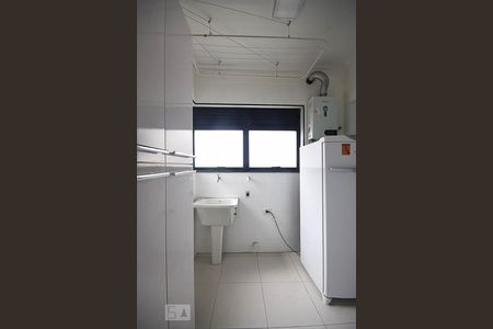 Apartamento à venda com 120m², 4 quartos e 3 vagas Apartamento à venda com 120m², 4 quartos e 3 vagasÁrea de Serviço