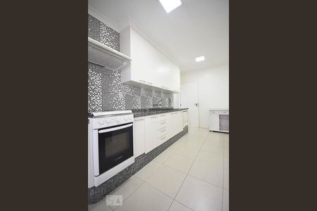 Apartamento à venda com 120m², 4 quartos e 3 vagas Apartamento à venda com 120m², 4 quartos e 3 vagasCozinha