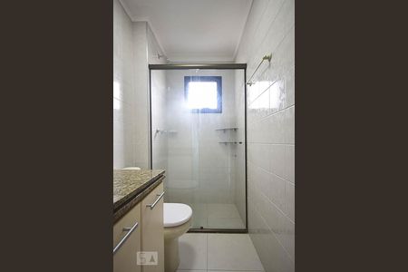 Apartamento à venda com 120m², 4 quartos e 3 vagas Apartamento à venda com 120m², 4 quartos e 3 vagasDetalhe do Banheiro Suíte 1
