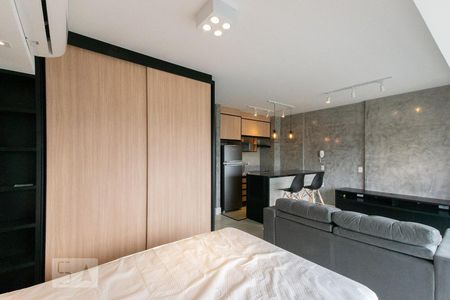 Quarto de kitnet/studio para alugar com 1 quarto, 40m² em Itaim Bibi, São Paulo