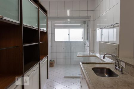 Apartamento para alugar com 82m², 2 quartos e 2 vagasCozinha