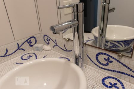 Apartamento para alugar com 82m², 2 quartos e 2 vagasBanheiro