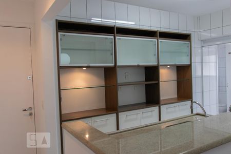 Apartamento para alugar com 82m², 2 quartos e 2 vagasCozinha