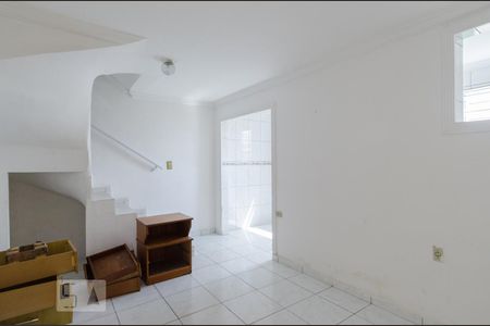 Casa à venda com 343m², 4 quartos e 2 vagas Casa à venda com 343m², 4 quartos e 2 vagasQuarto da suíte