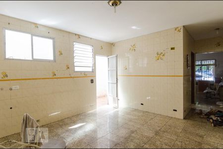Casa à venda com 343m², 4 quartos e 2 vagas Casa à venda com 343m², 4 quartos e 2 vagasCopa