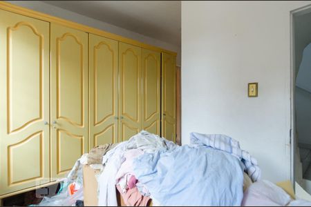 Casa à venda com 343m², 4 quartos e 2 vagas Casa à venda com 343m², 4 quartos e 2 vagasQuarto 2