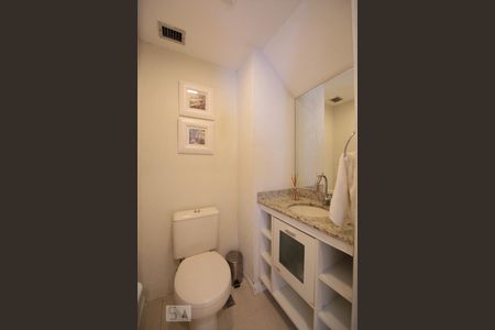 Apartamento para alugar com 2 quartos, 95m² em Recreio dos Bandeirantes, Rio de Janeiro