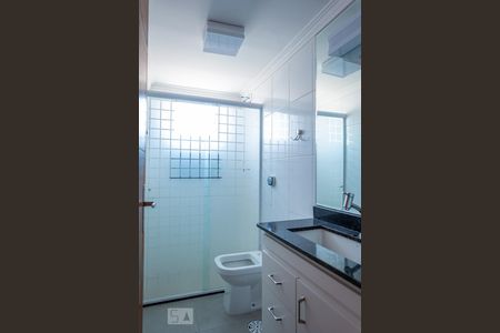 Apartamento à venda com 60m², 2 quartos e 1 vaga Apartamento à venda com 60m², 2 quartos e 1 vagaBanheiro