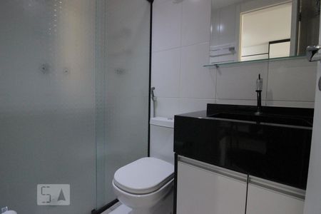 Banheiro de kitnet/studio para alugar com 1 quarto, 35m² em Santana, São Paulo