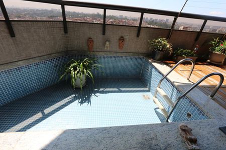 Apartamento para alugar com 228m², 4 quartos e 4 vagasvaranda