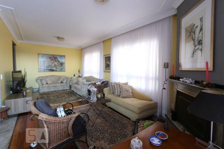 sala de apartamento para alugar com 4 quartos, 228m² em Paraisópolis, São Paulo