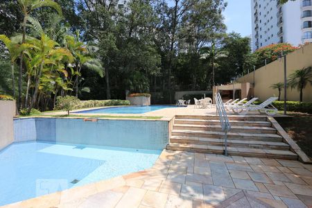 Apartamento para alugar com 228m², 4 quartos e 4 vagaspiscina