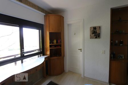 Apartamento para alugar com 228m², 4 quartos e 4 vagassuite 3