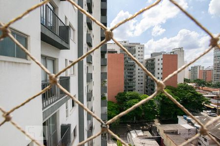Vista de apartamento à venda com 2 quartos, 65m² em Moema, São Paulo