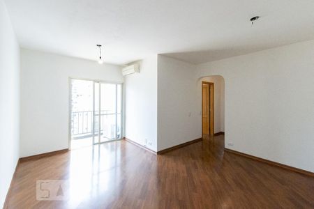 Sala de apartamento à venda com 2 quartos, 65m² em Moema, São Paulo