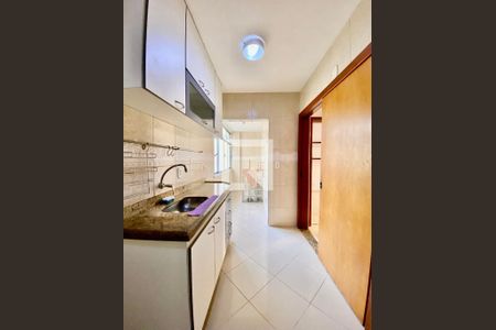 Apartamento à venda com 47m², 1 quarto e 1 vaga Apartamento à venda com 47m², 1 quarto e 1 vagaCozinha