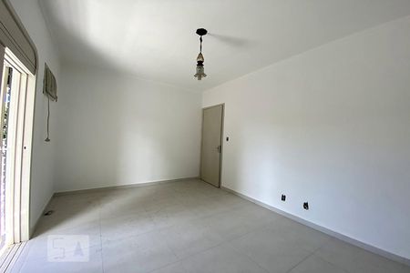 Casa à venda com 134m², 3 quartos e 1 vagaQuarto 2
