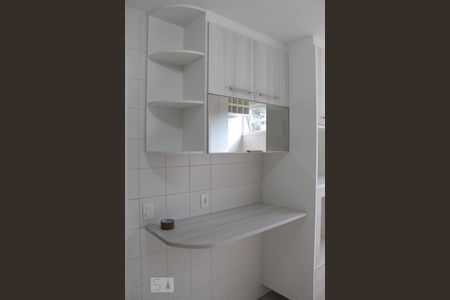 Casa de condomínio à venda com 69m², 2 quartos e 1 vagaCozinha - Armários