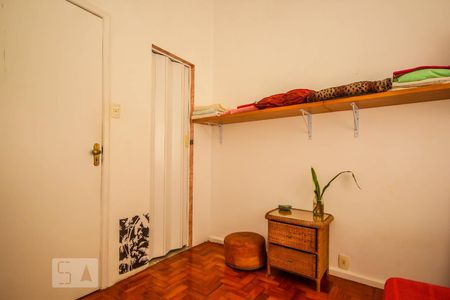 Quarto 1 de apartamento para alugar com 1 quarto, 55m² em Copacabana, Rio de Janeiro