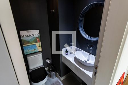 Apartamento à venda com 161m², 3 quartos e 3 vagas Apartamento à venda com 161m², 3 quartos e 3 vagasLavabo