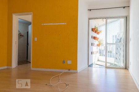 Sala de apartamento para alugar com 1 quarto, 55m² em Centro, Campinas