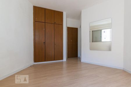 Quarto da suíte de apartamento para alugar com 1 quarto, 55m² em Centro, Campinas