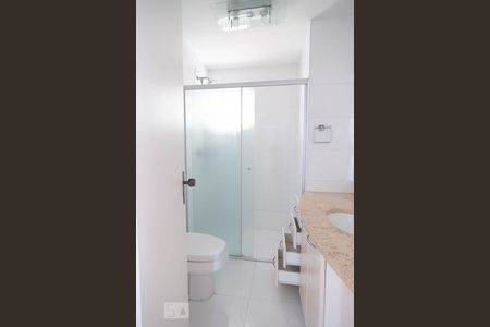 Banheiro Social de apartamento para alugar com 3 quartos, 97m² em Chácara Santo Antônio (zona Sul), São Paulo