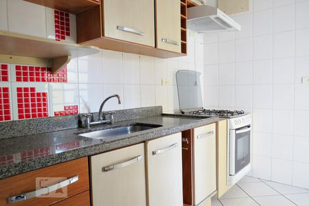 Casa de condomínio à venda com 125m², 3 quartos e 3 vagasCozinha - Armários