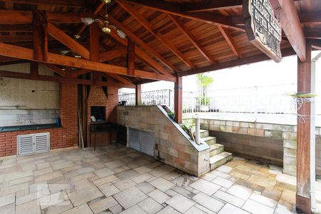 Casa à venda com 300m², 5 quartos e 6 vagasChurrasqueira 02