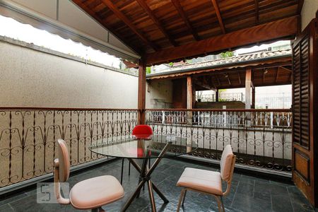 Casa à venda com 300m², 5 quartos e 6 vagasVaranda Suite