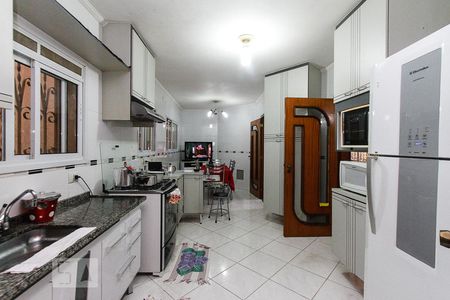 Casa à venda com 300m², 5 quartos e 6 vagasCozinha