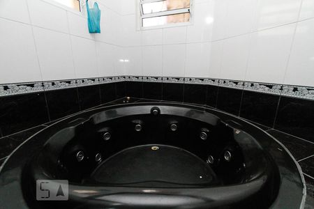 Casa à venda com 300m², 5 quartos e 6 vagasBanheiro Suite