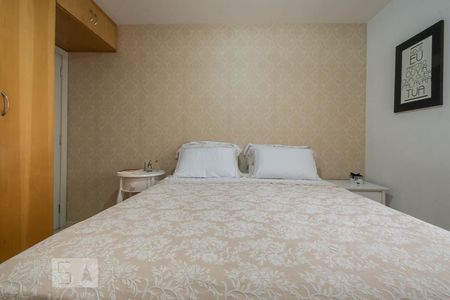 Suíte de apartamento para alugar com 2 quartos, 65m² em Campo Belo, São Paulo