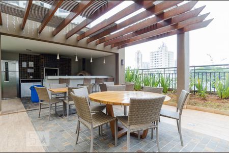 Apartamento à venda com 93m², 2 quartos e 2 vagasChurrasqueira