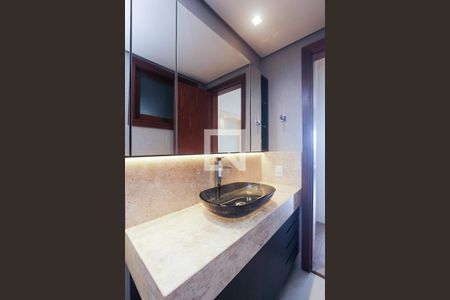 Apartamento à venda com 104m², 2 quartos e 1 vagaBanheiro suite