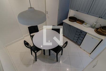 Apartamento à venda com 240m², 4 quartos e 3 vagasCopa / Sala de Almoço