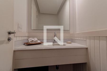 Apartamento à venda com 240m², 4 quartos e 3 vagasLavabo