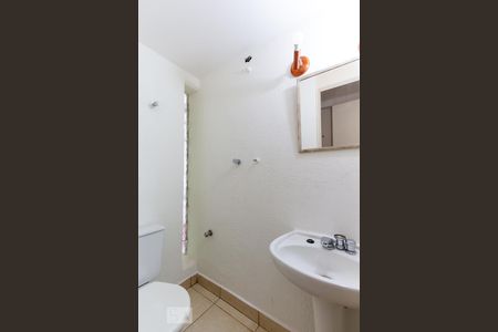 Lavabo de apartamento para alugar com 2 quartos, 70m² em Jardim Parque Morumbi, São Paulo