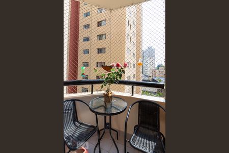 Apartamento à venda com 58m², 2 quartos e 1 vagaVaranda