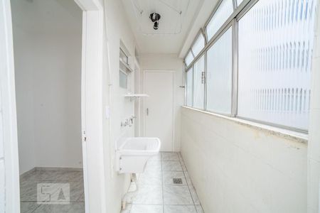 Apartamento à venda com 80m², 3 quartos e 1 vagaÁrea de Serviço