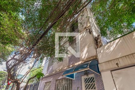 Apartamento à venda com 52m², 1 quarto e sem vaga Apartamento à venda com 52m², 1 quarto e sem vagaFachada