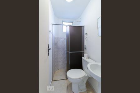 Banheiro de apartamento à venda com 2 quartos, 50m² em Ouro Preto, Belo Horizonte