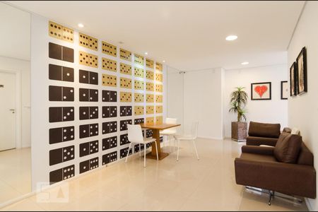 Apartamento à venda com 66m², 2 quartos e 1 vagaSalão  de Festa 